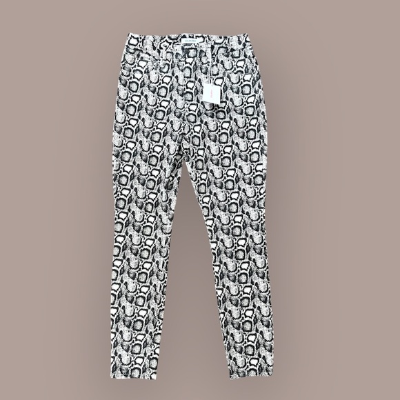 NWT - Good American - Snakeskin Pattern Pants Jeans - Cream/Black - 12 - Picture 5 of 11